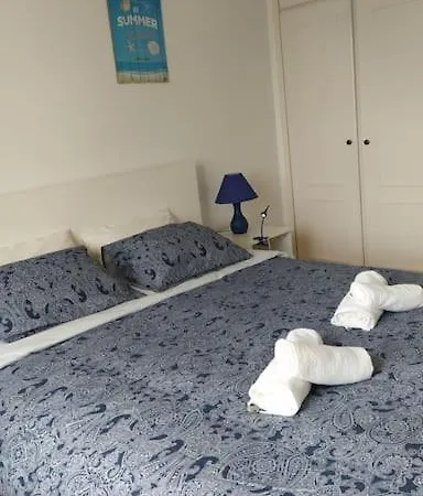Apartamento Em - Nenúfares